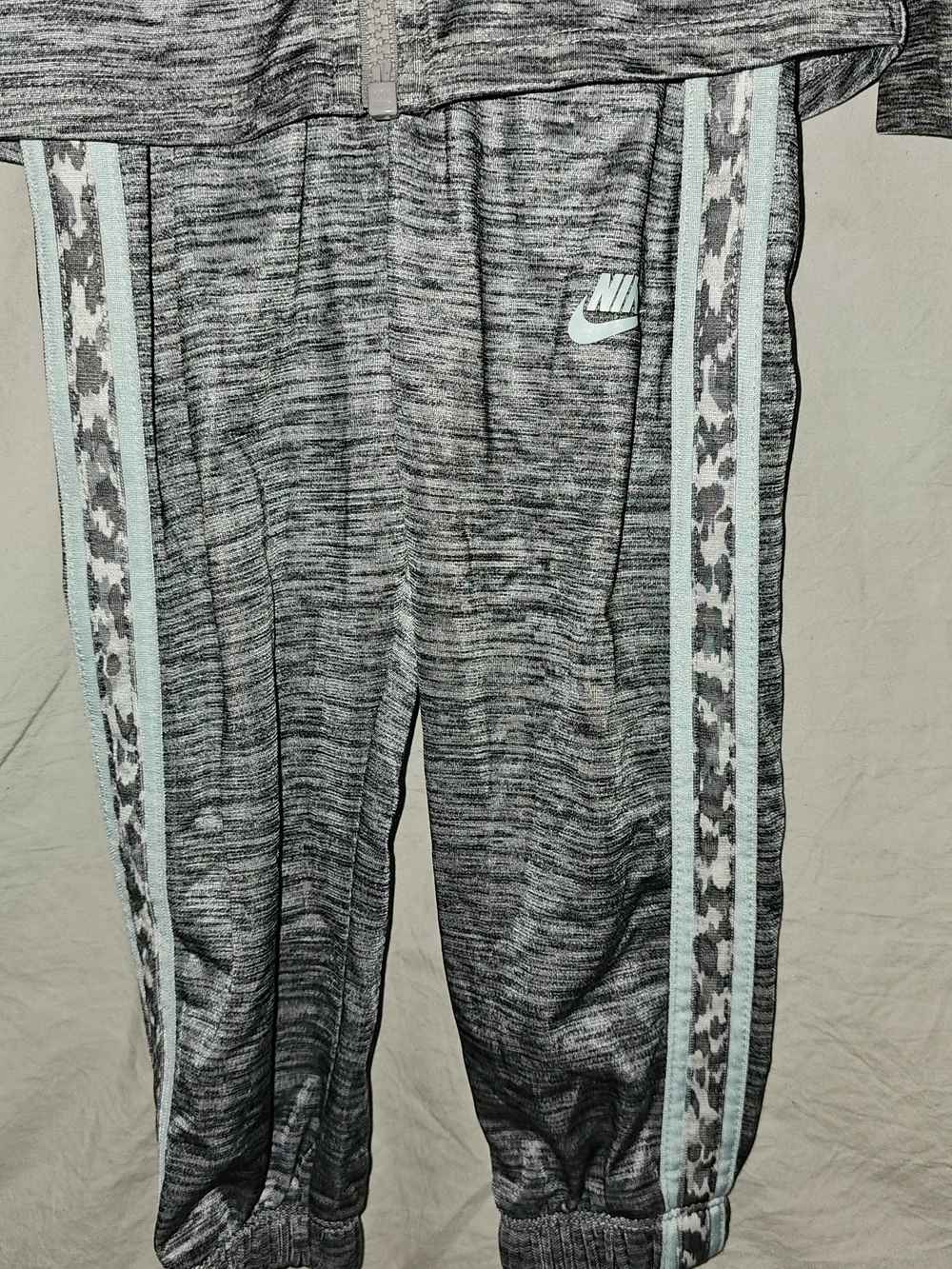Nike matching zip